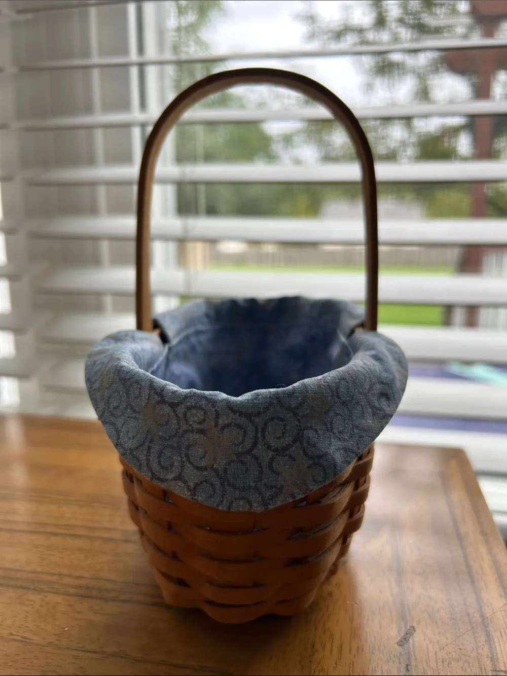 Longaberger Natural Wood Basket with Blue Fabric Liner